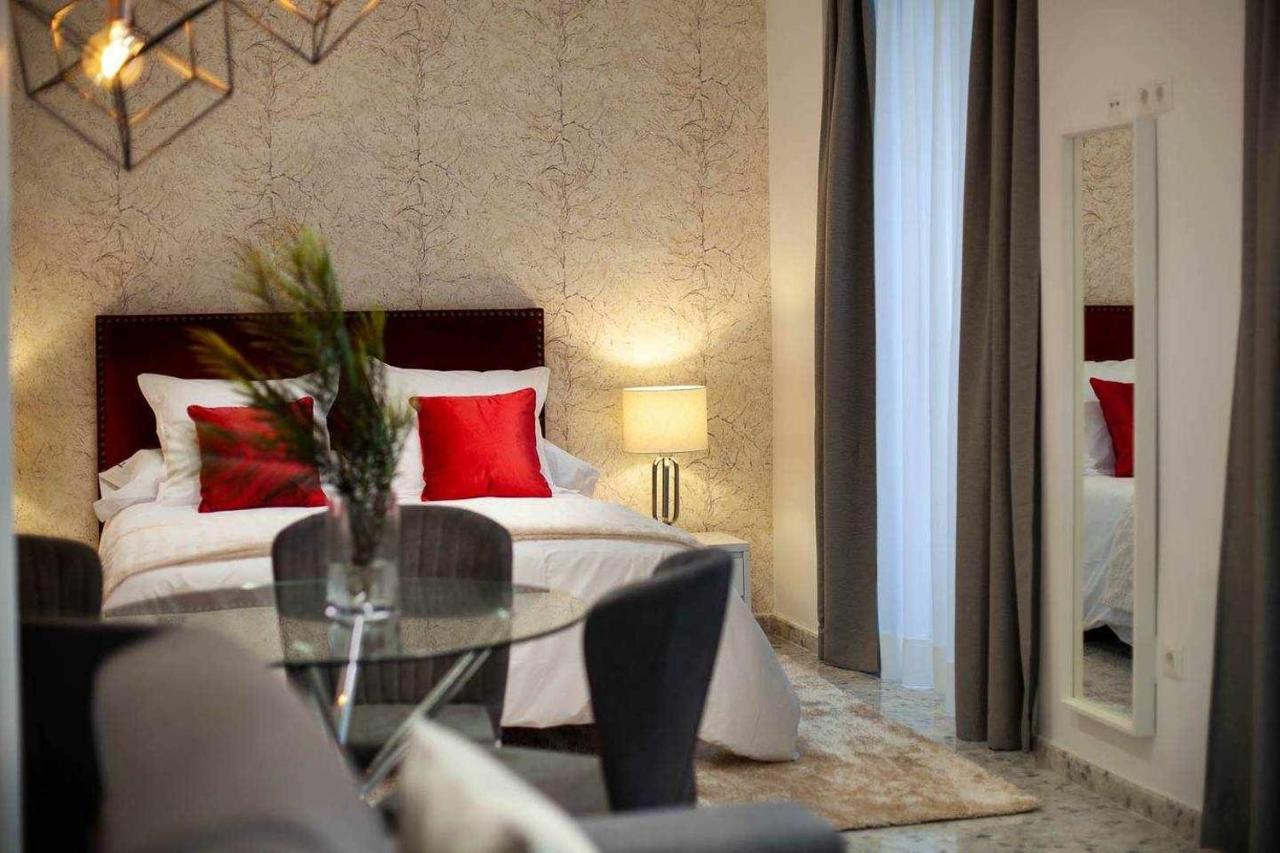 Wanderlust Malaga Apartamentos 1 Bagian luar foto
